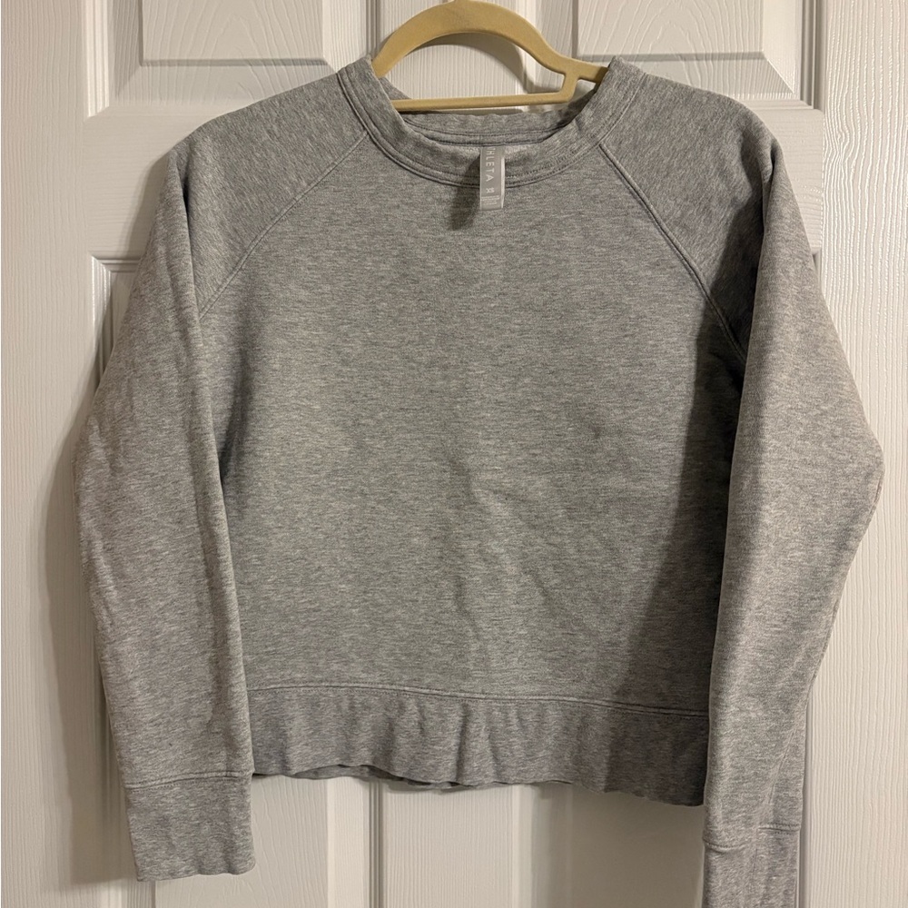 Athleta Heather Gray Crew Neck Sweater